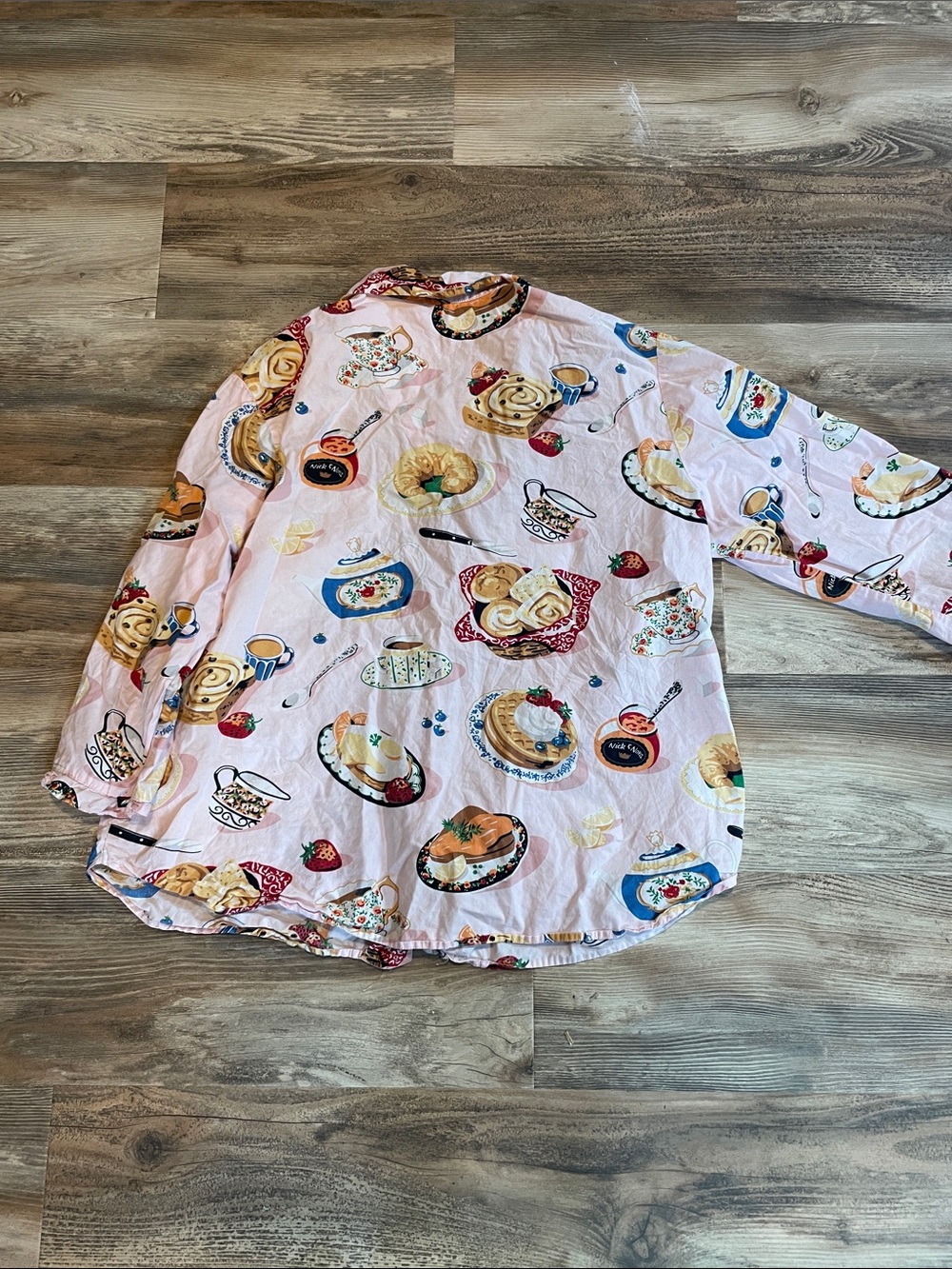 Nick & Nora Pink Breakfast Cotton Dessert Print Button-Down Cropped Pajamas - Picture 4 of 6